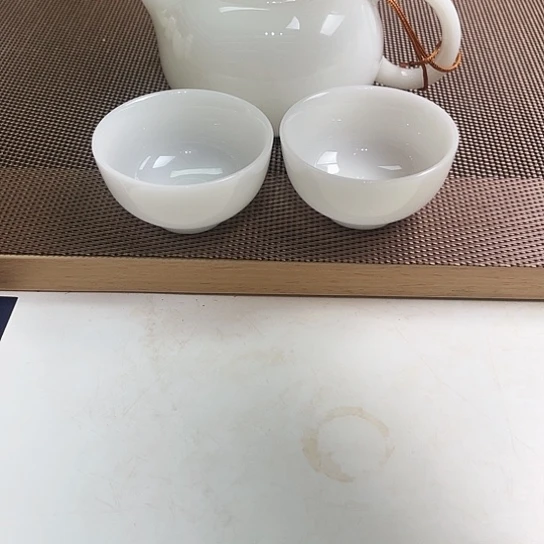 瓷片璞玉瓷西施壶加2个客杯