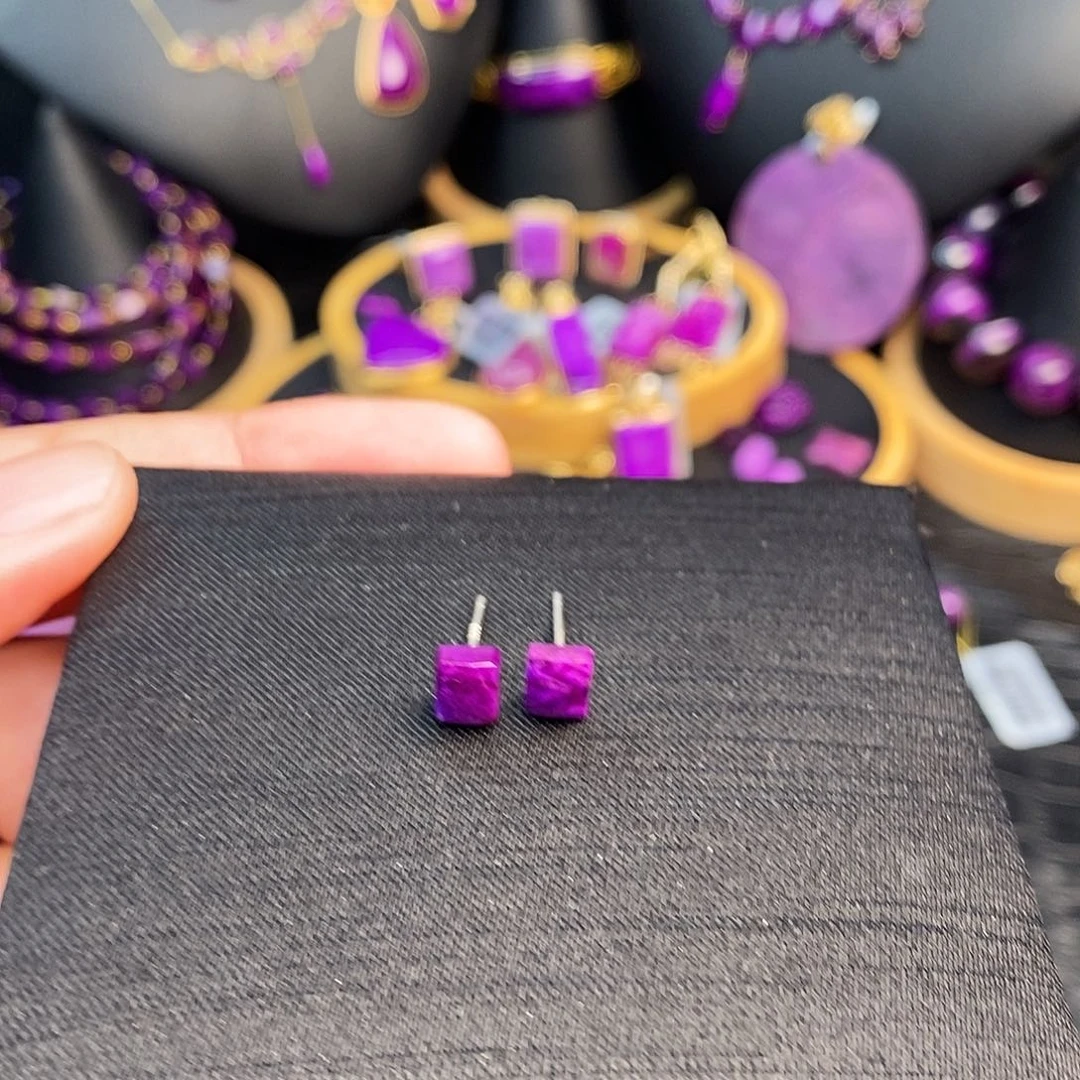 苏纪石（舒俱来）银S925镶嵌耳饰