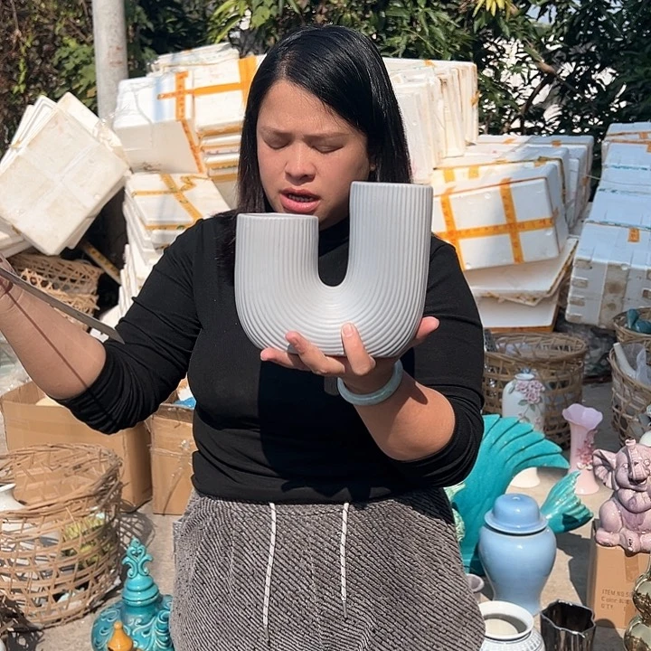 瓶高度17厘米口径7厘米微瑕捡漏