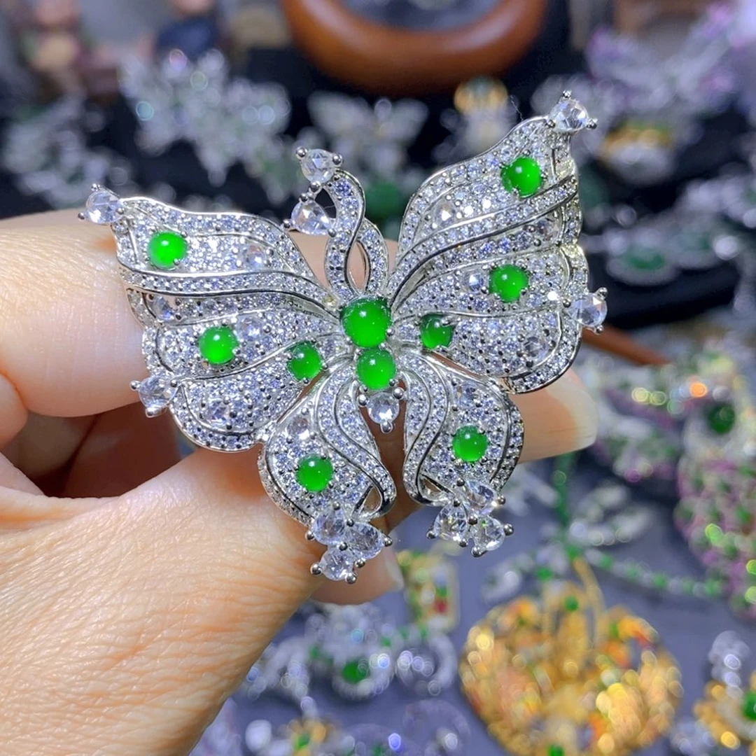 翡翠颈饰银S925镶嵌天然翡翠