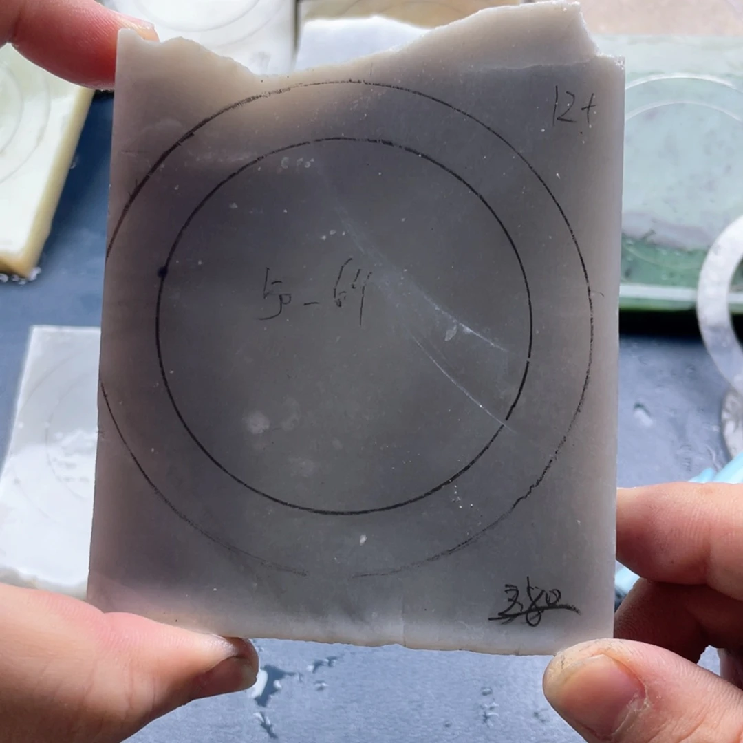 和田玉定制手镯未镶嵌馒**妈