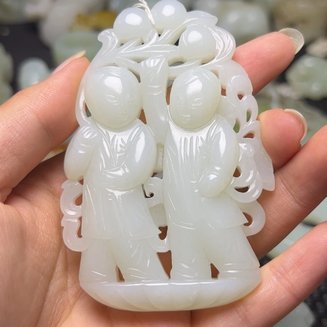 和田玉未镶嵌颈饰