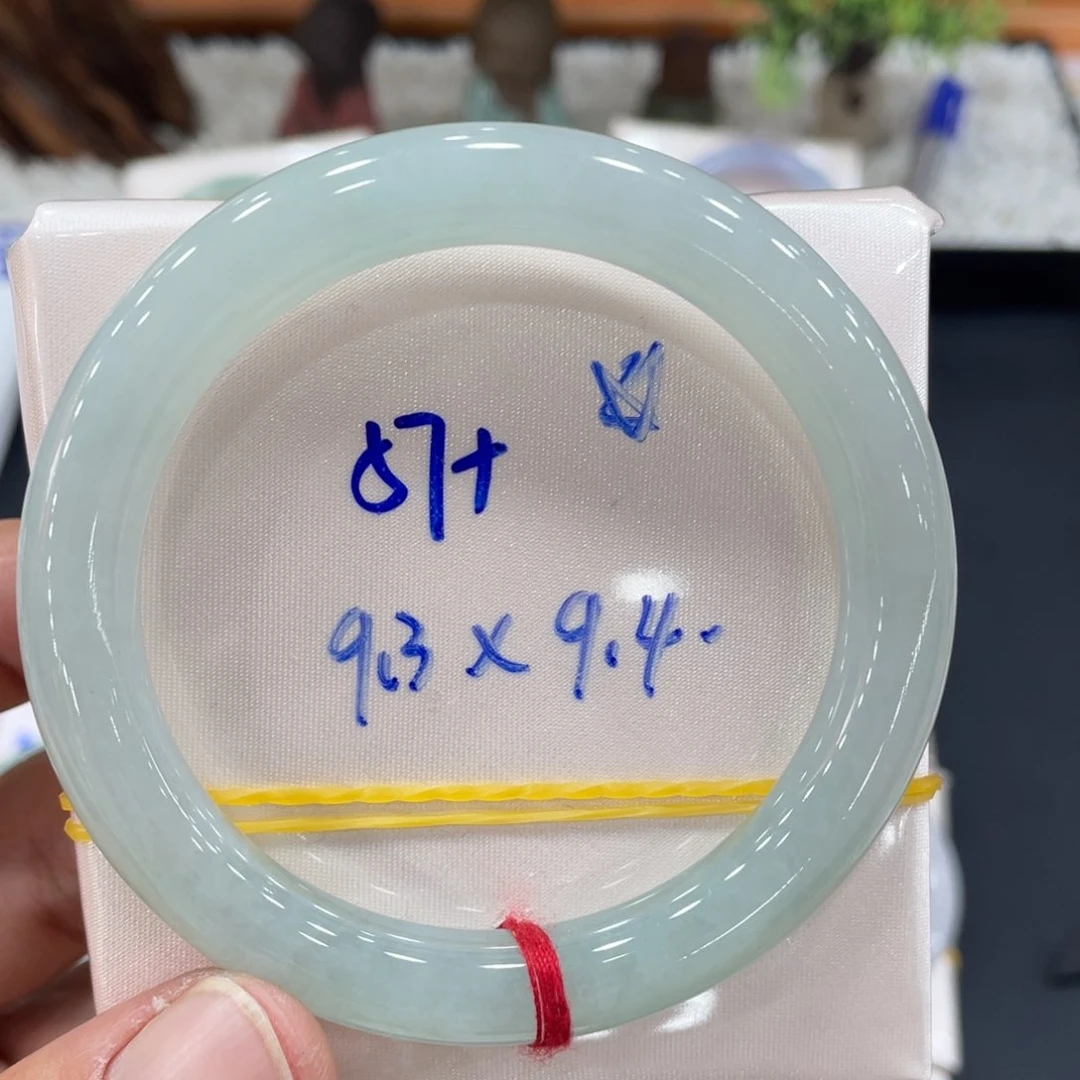 未镶嵌手镯翡翠翡翠