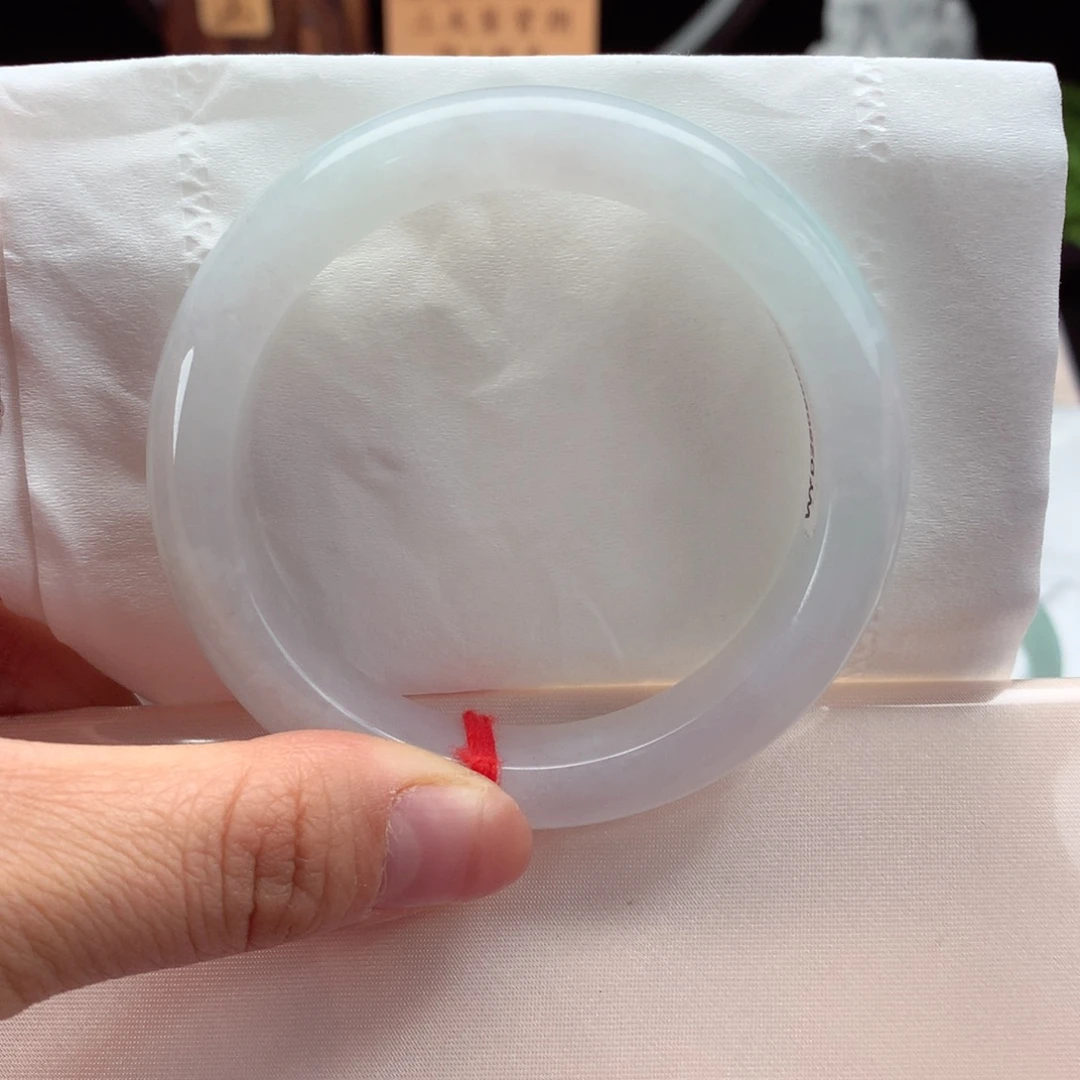 翡翠未镶嵌手镯纯天然04