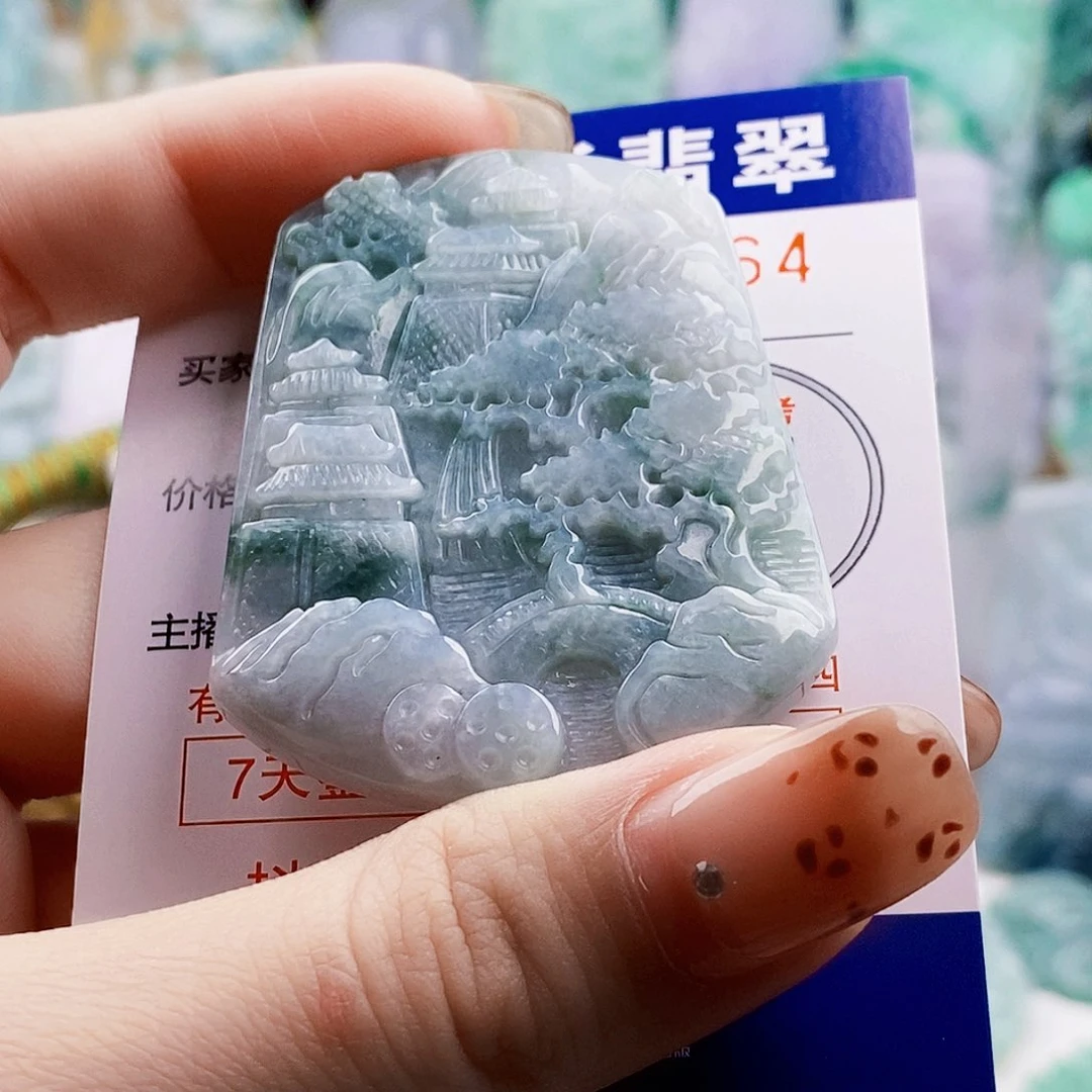 吊坠(不含链)未镶嵌翡翠