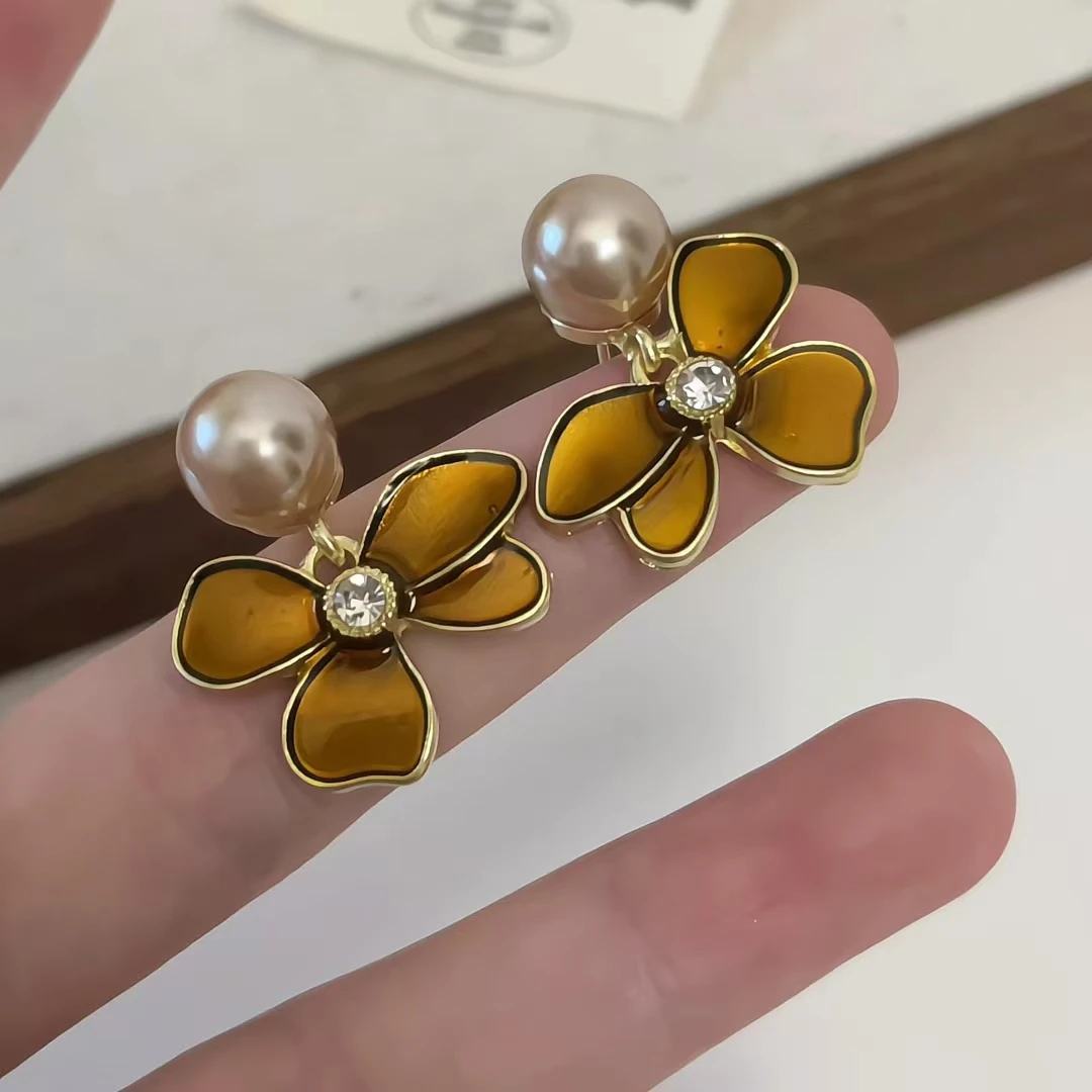 合金仿珍珠耳饰 法式咖色美拉德秋冬珠珠花朵耳环轻奢气质耳饰