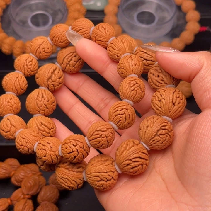 桃核手串ᥫ****2条绣球（24号链接）