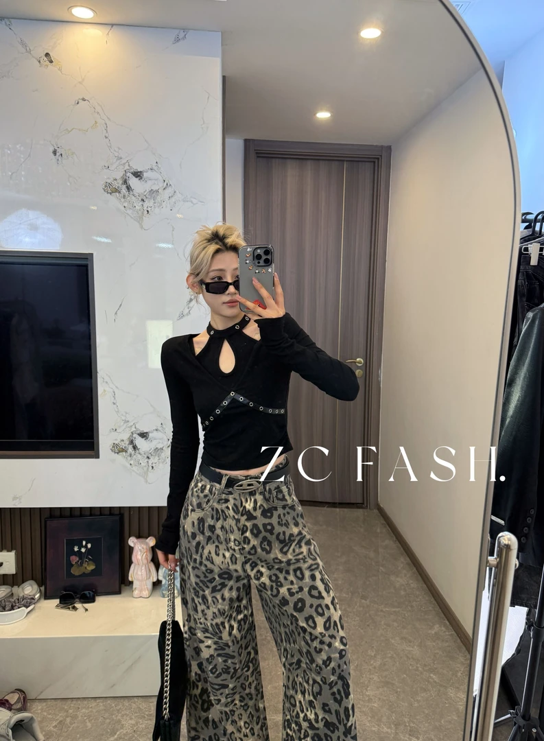 ZC-新款设计镂空长袖T恤女春季设计感修身显瘦百搭上衣-s076