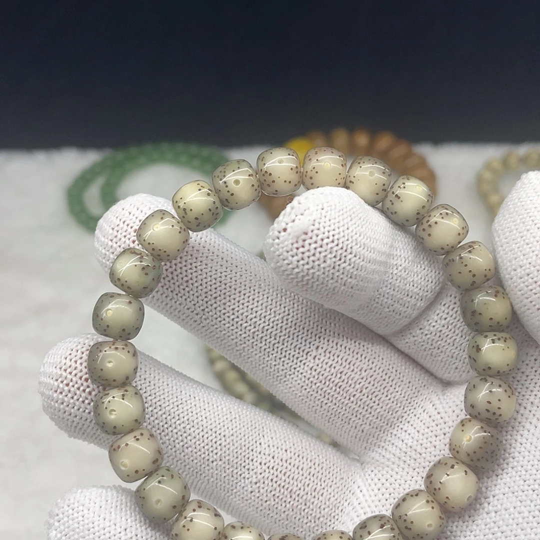 星月菩提吊坠灰冰通体大留白