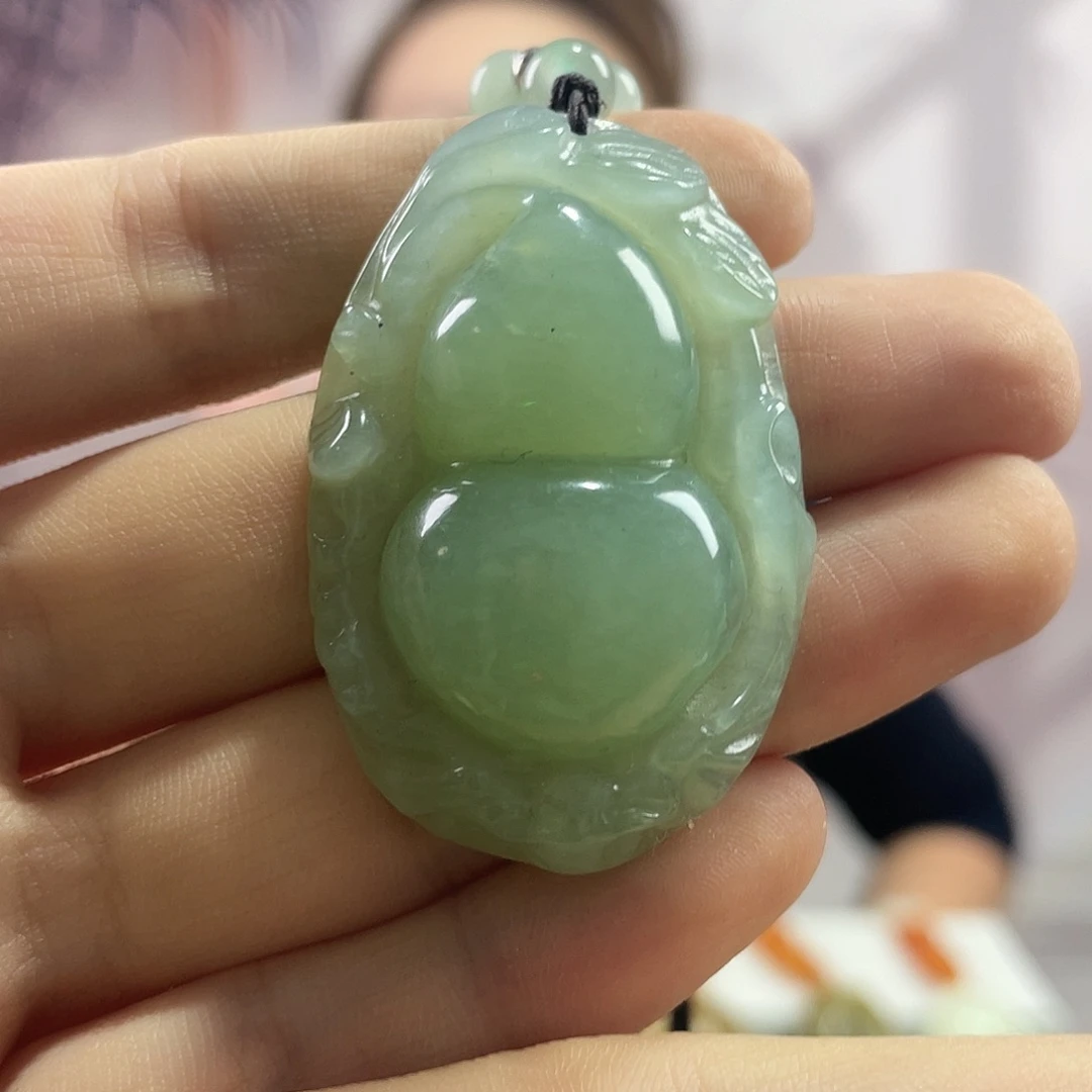 蛇纹石玉未镶嵌吊坠(赠链)