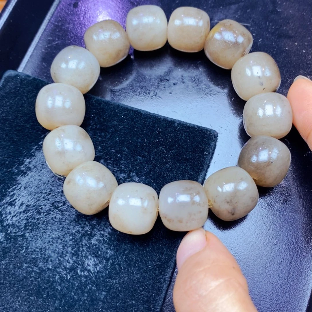 未镶嵌石英质玉（黄龙玉）吊坠(不含链)