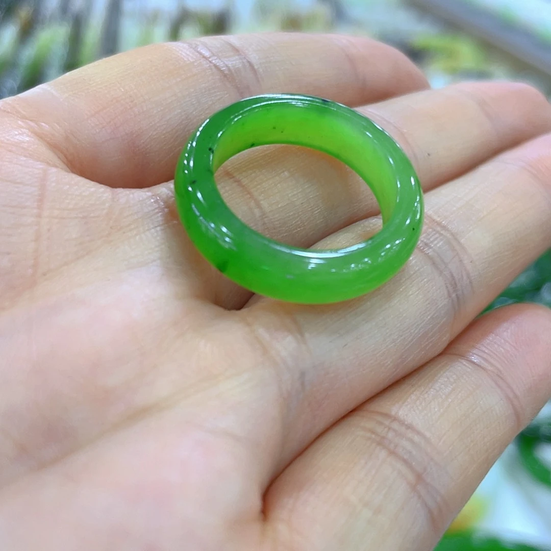 未镶嵌手镯和田玉7*