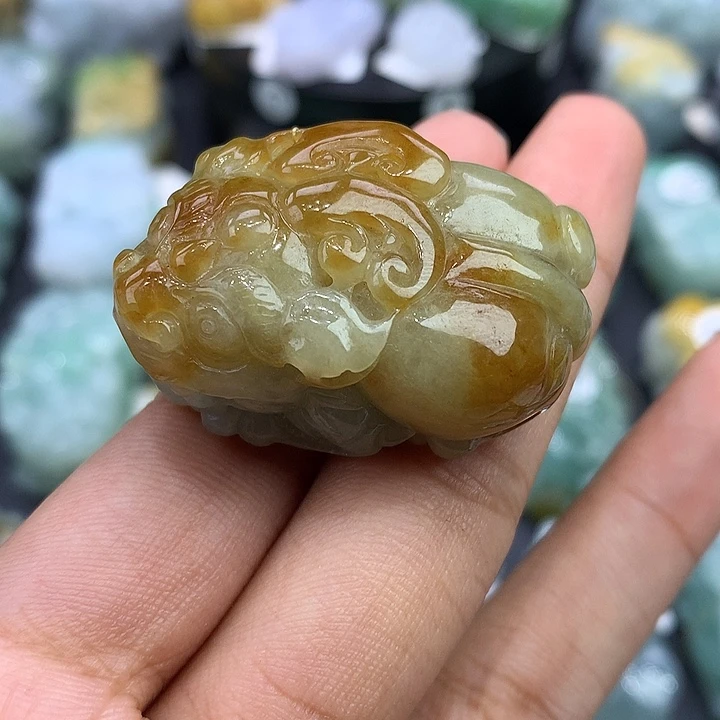 翡翠未镶嵌颈饰天然缅甸翡翠