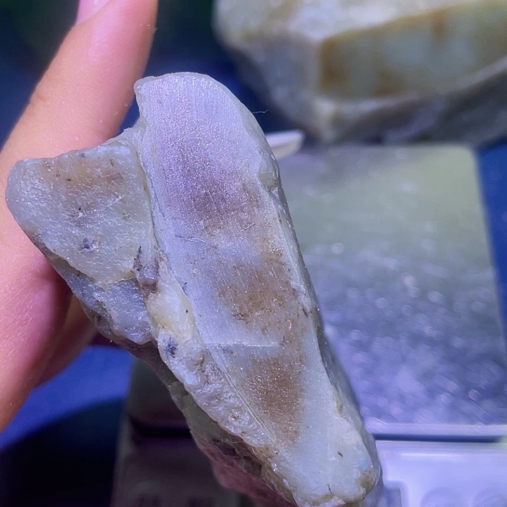 未镶嵌和田玉（糖玉）珠宝半成品