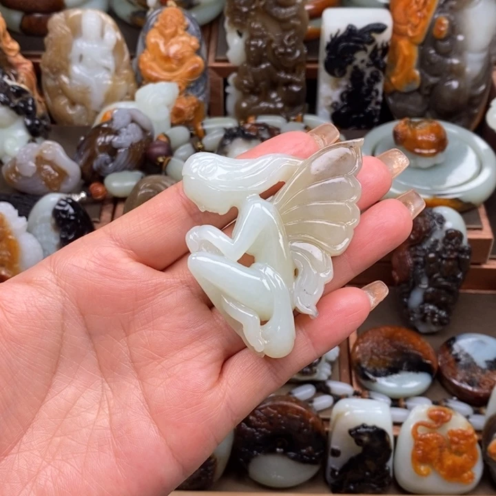 和田玉未镶嵌颈饰用****1