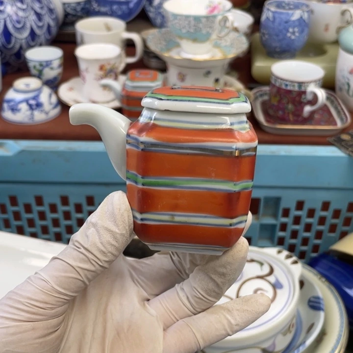 他家瓷器真美…开播了