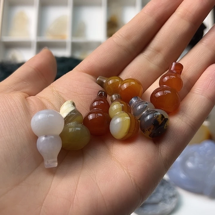 玛瑙/玉髓颈饰合金