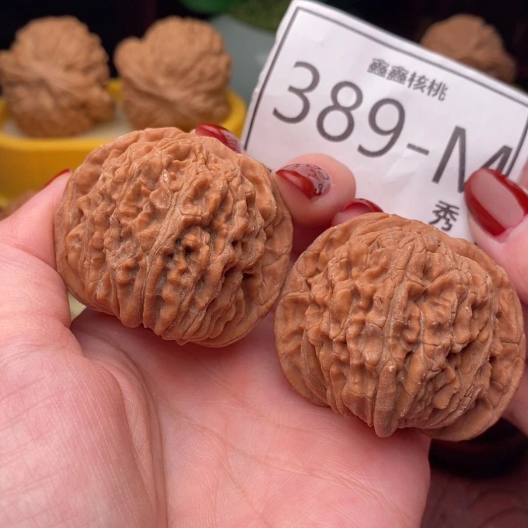 文玩核桃把件汉高楼44