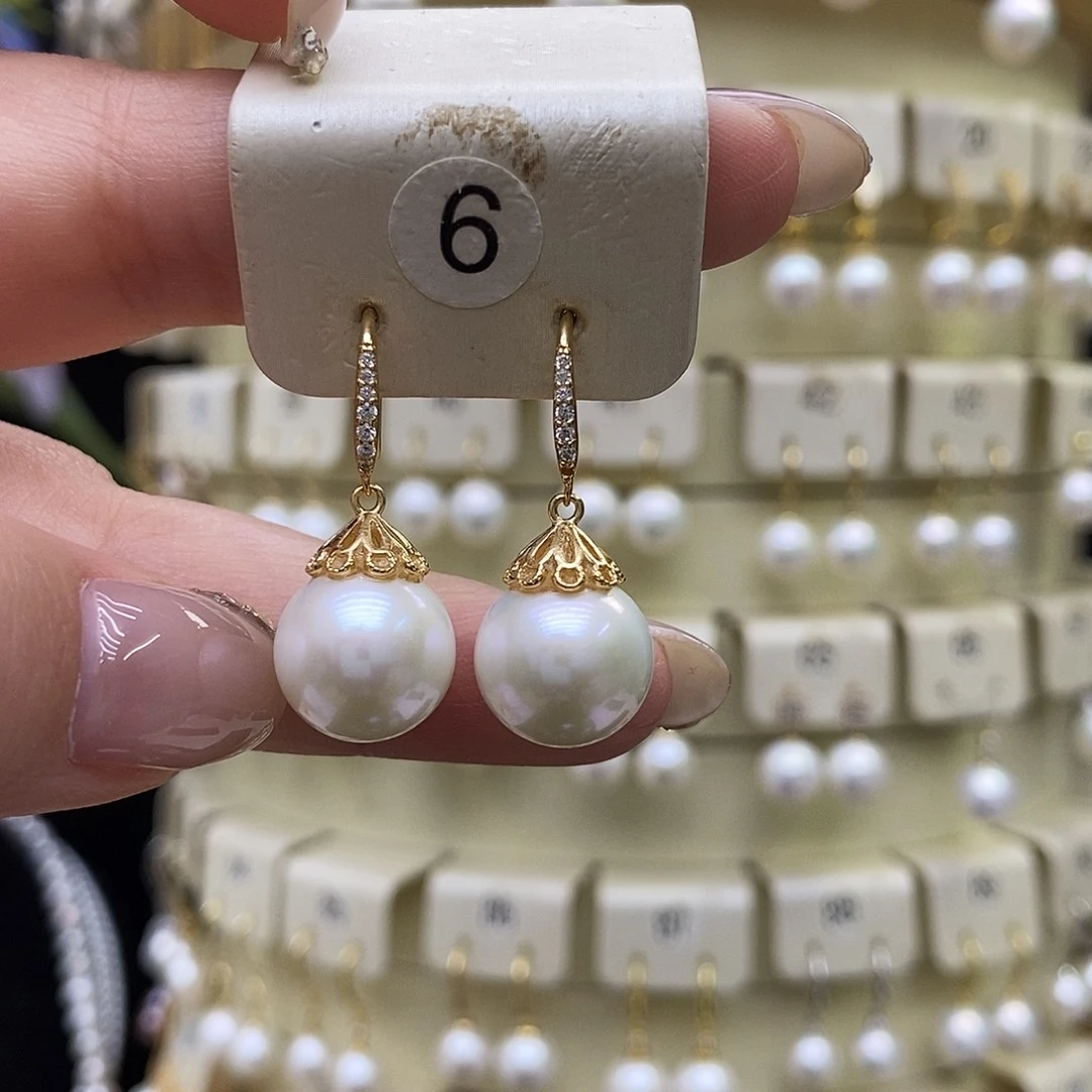 淡水珍珠银S925镶嵌耳饰