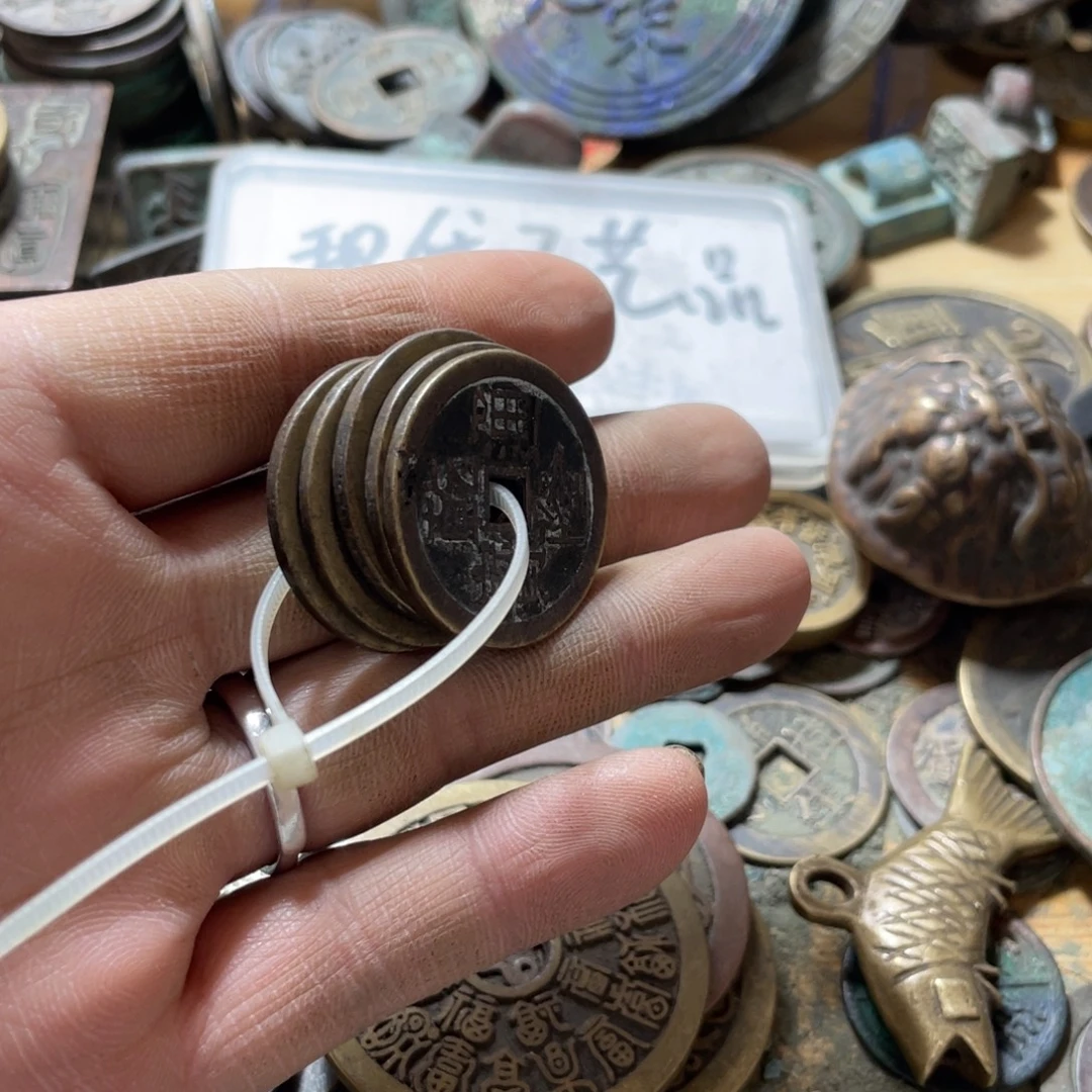 铜现代工艺品学习币