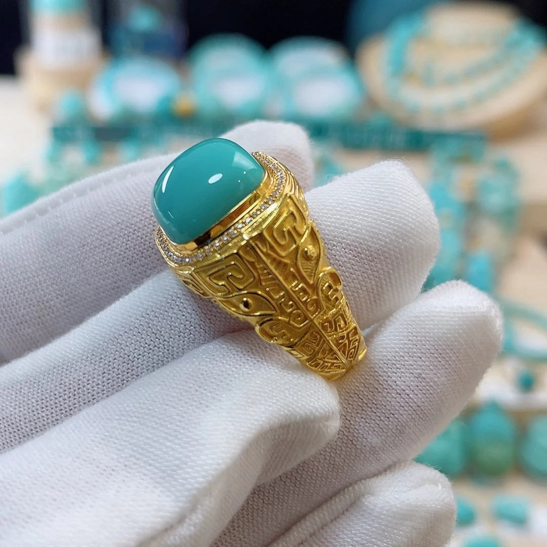 绿松石珠宝奇石18K金镶嵌