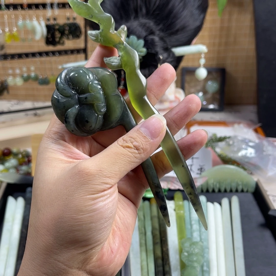 蛇纹石玉未镶嵌发饰