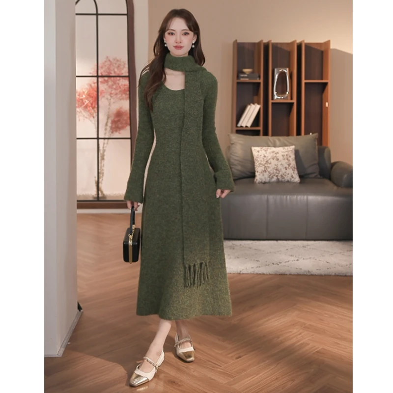 乔琪拉 【精灵少女】秋冬新款森系慵懒气质百搭收腰连衣裙女5N160K