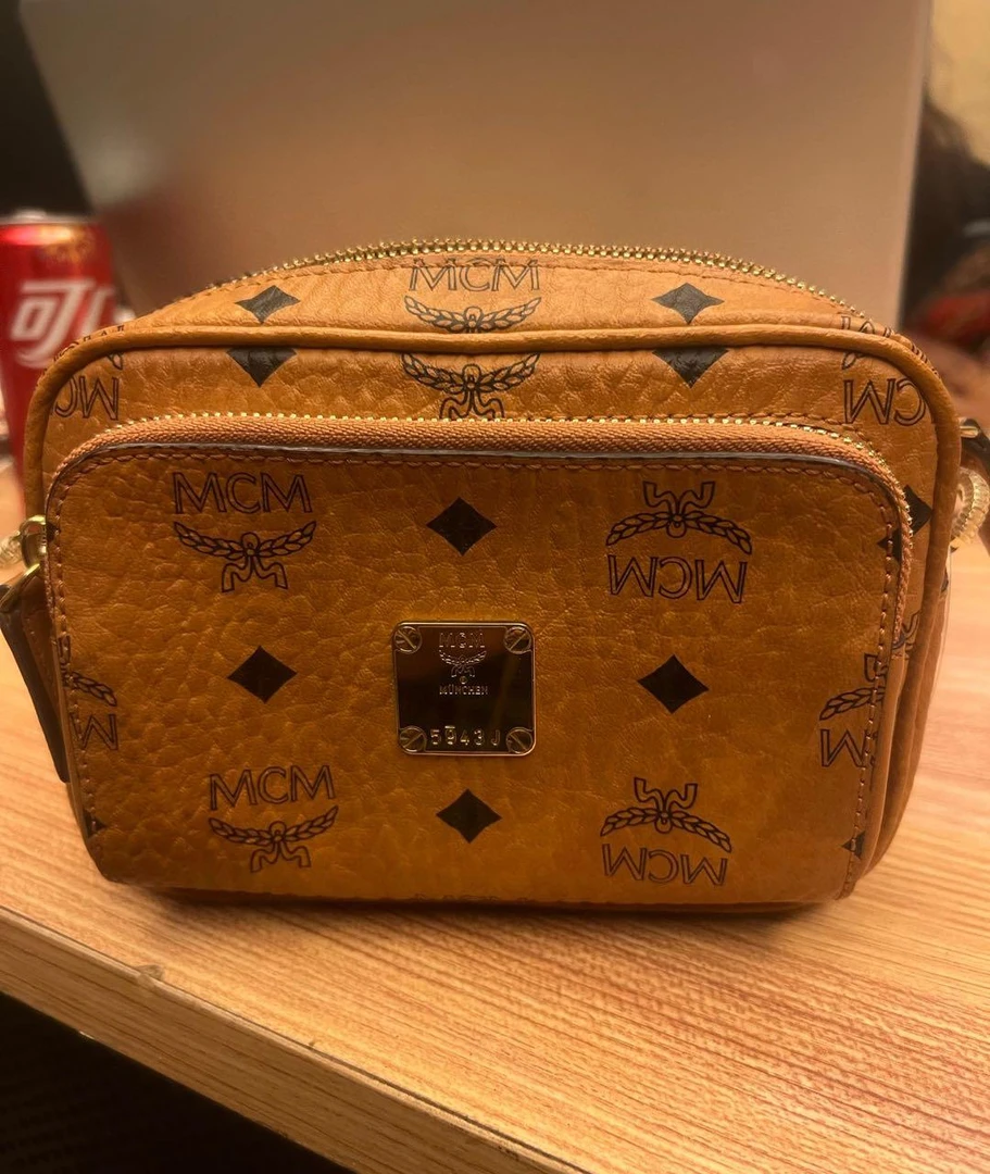 95新 MCM斜挎包 16381