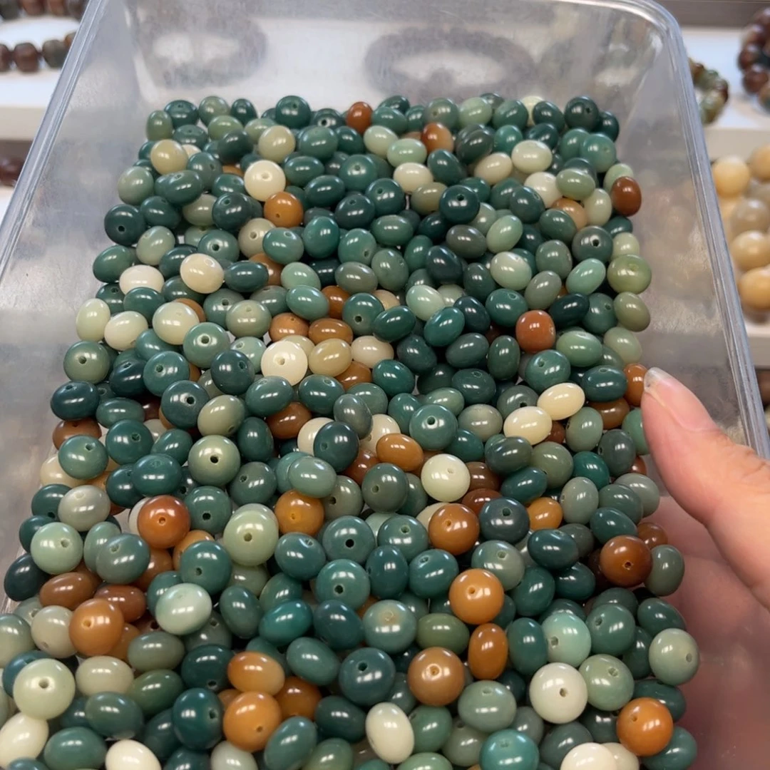 白玉菩提吊坠绿色算盘50颗