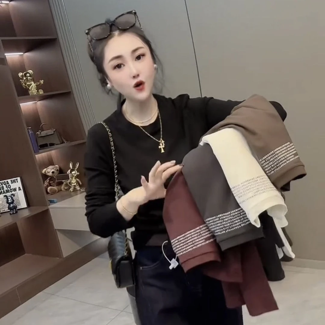 欧洲站2025秋季新款后背字母印花打底衫女时尚洋气百搭套头上衣潮