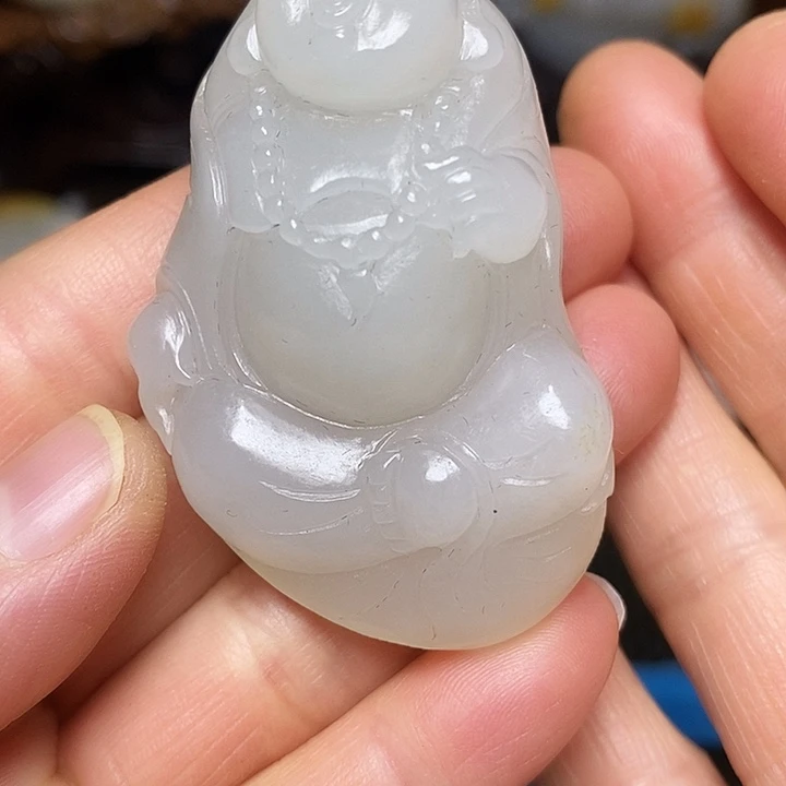 尼***康和田玉未镶嵌车挂