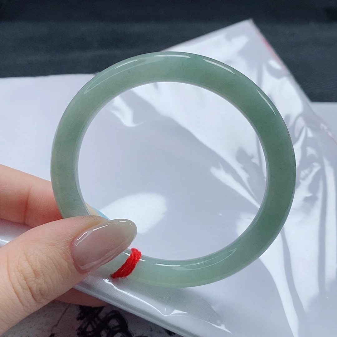 【闪购商品】未镶嵌手镯（圆镯）翡翠446号