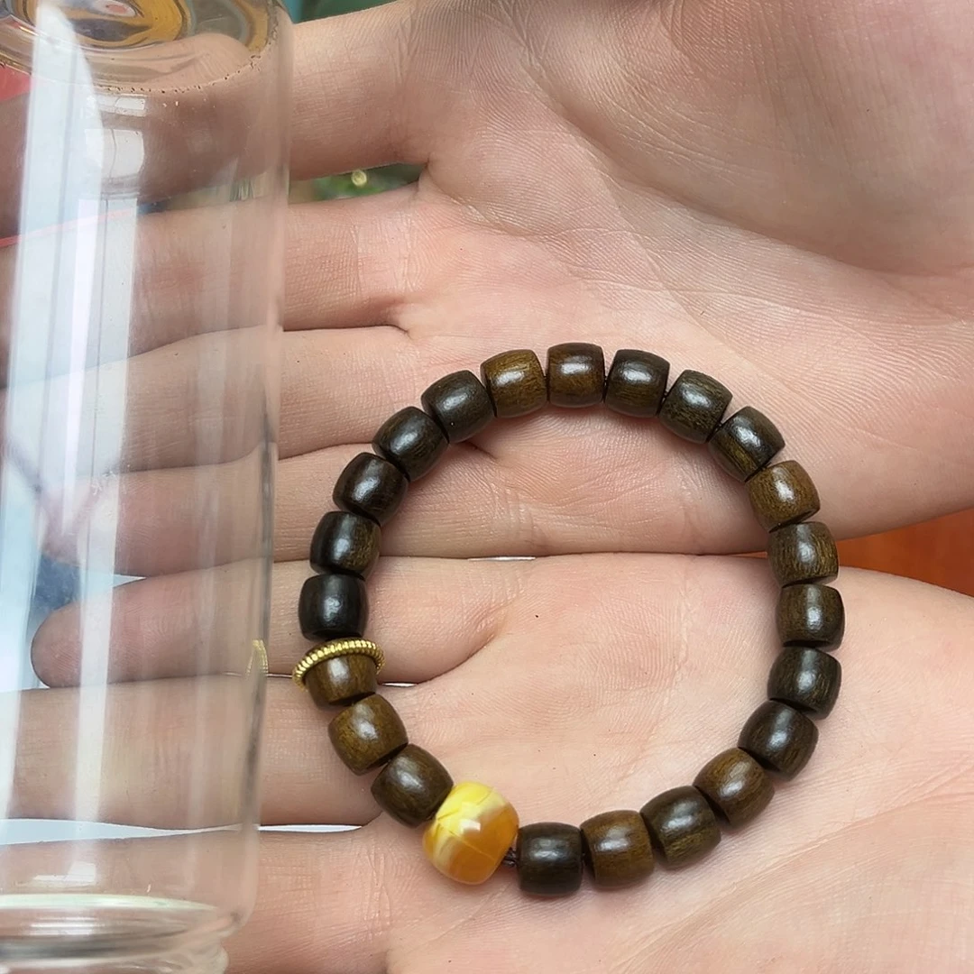 大叶紫檀（黑酸枝木类）