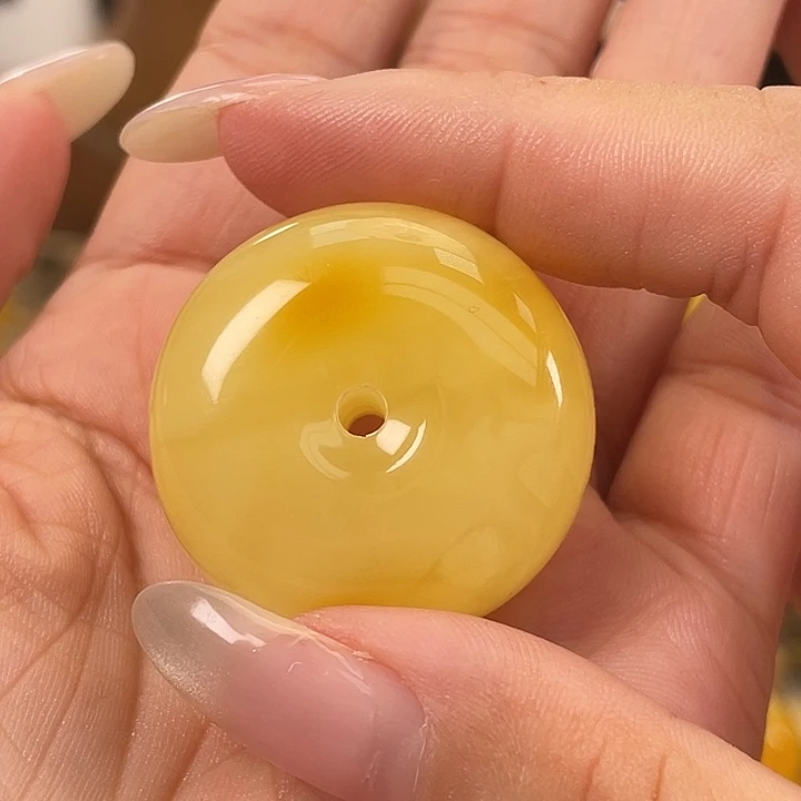 琥珀未镶嵌珠宝奇石琥珀h23