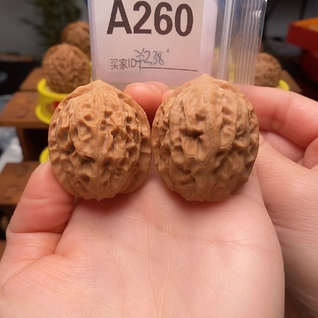 文玩核桃吊坠花黄松峪38