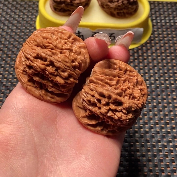 文玩核桃吊坠45四座楼