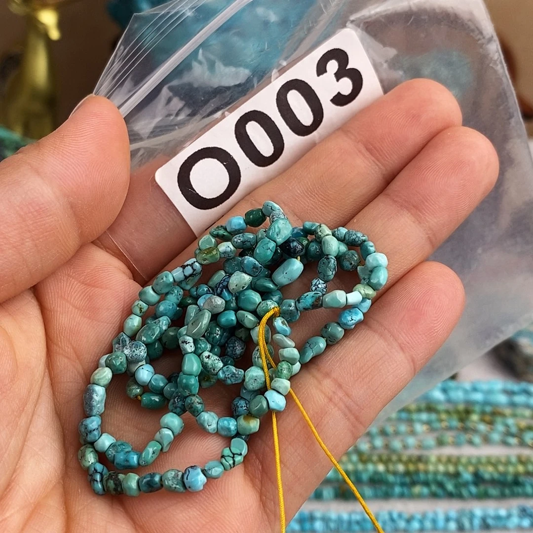 绿松石未镶嵌原矿