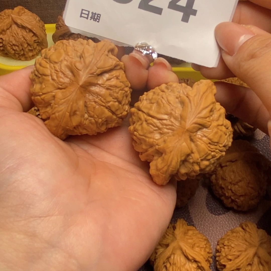 宾***文玩核桃把件524龙鼎全品50