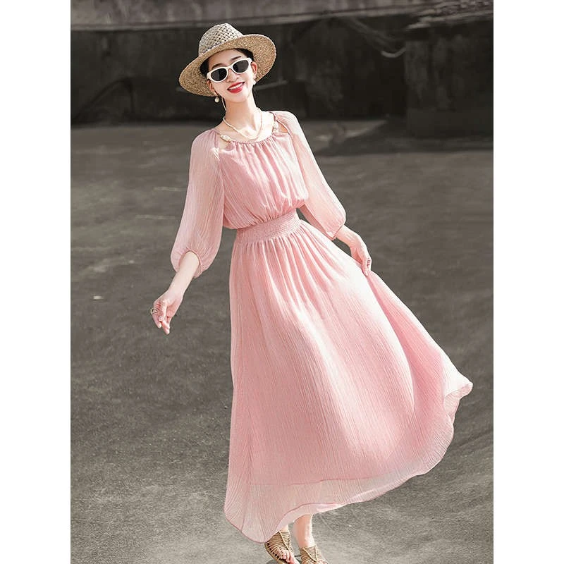 兰瑟儿2025夏季新款气质名媛优雅七分袖收腰显瘦露肩粉色连衣裙女