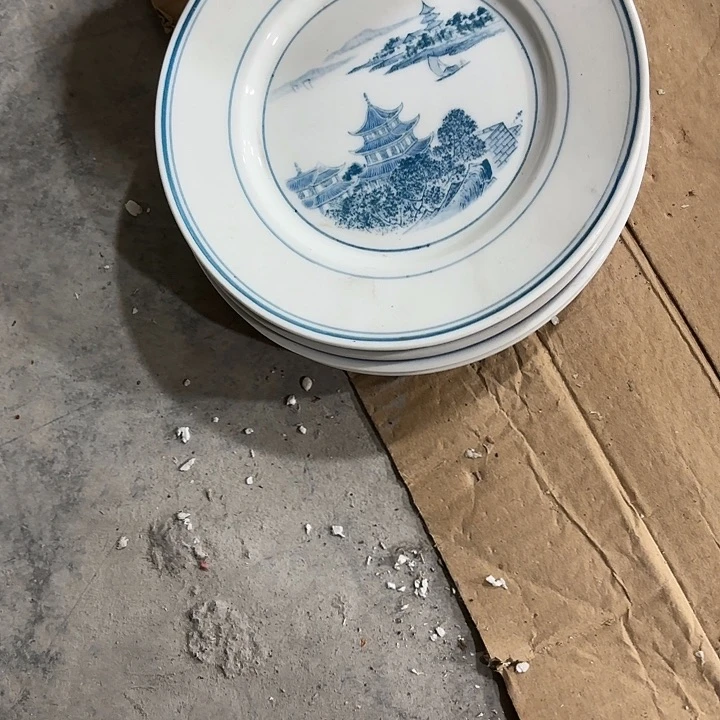 陶明*15.5公分碟子，碟子碟子六个微瑕