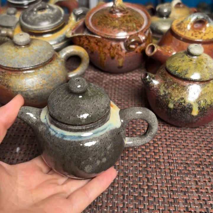 茶杯紫砂支钉小壶