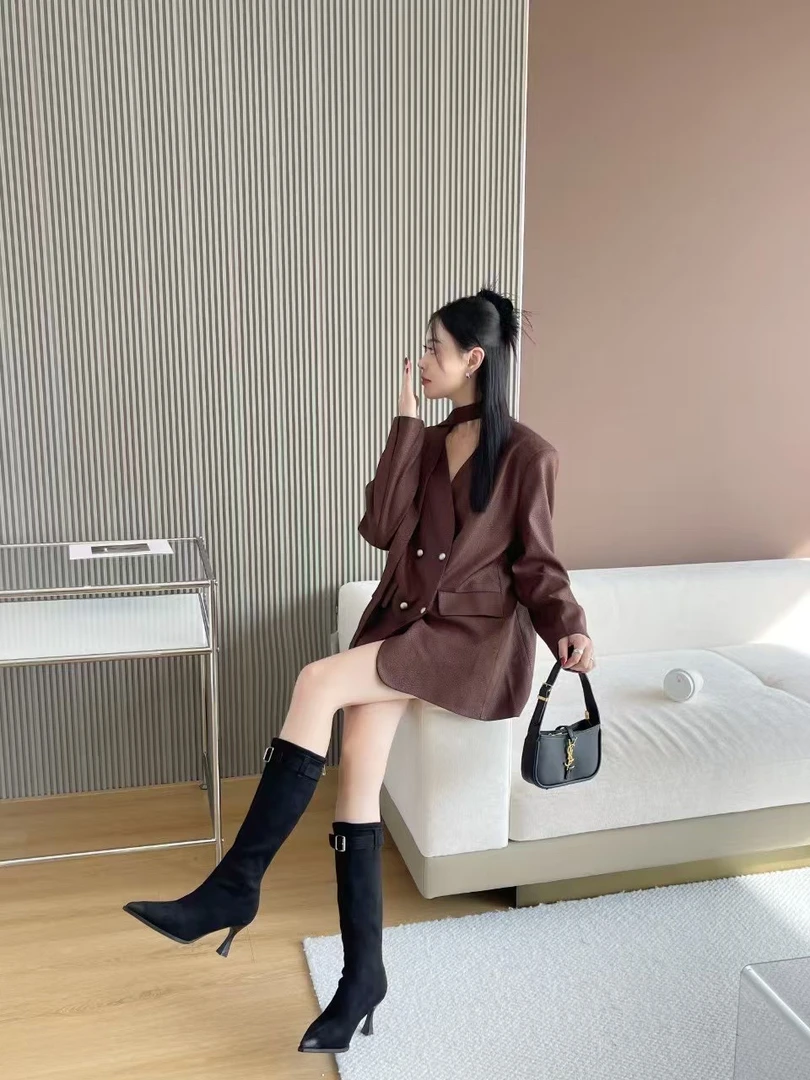 黑色皮带扣尖头细跟弹力靴绒面高跟筒靴不过膝冬季新款性感510-6