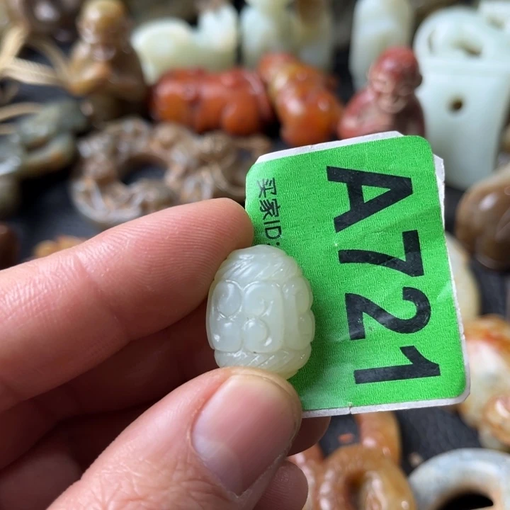 和田玉颈饰未镶嵌疯*