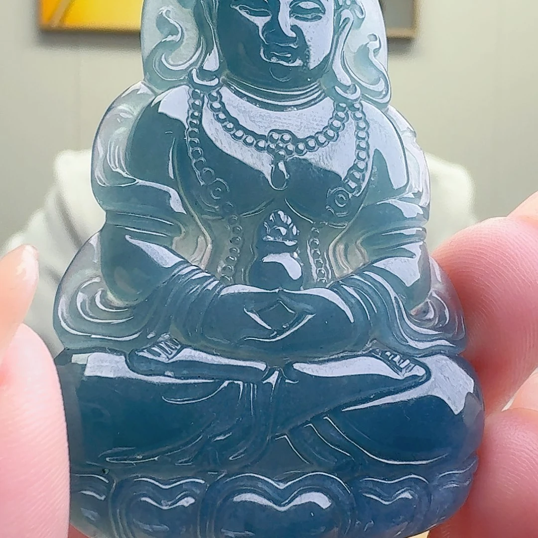 翡翠未镶嵌颈饰tt666