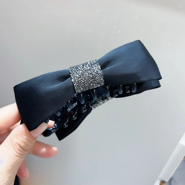 S44韩代款黑色闪亮香蕉夹