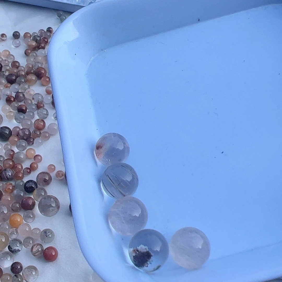 水晶金发晶未镶嵌