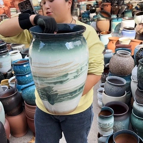 口26高41瑕疵底裂一个。