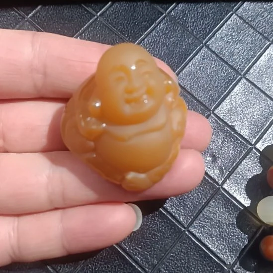 合金石英质玉（黄龙玉）颈饰