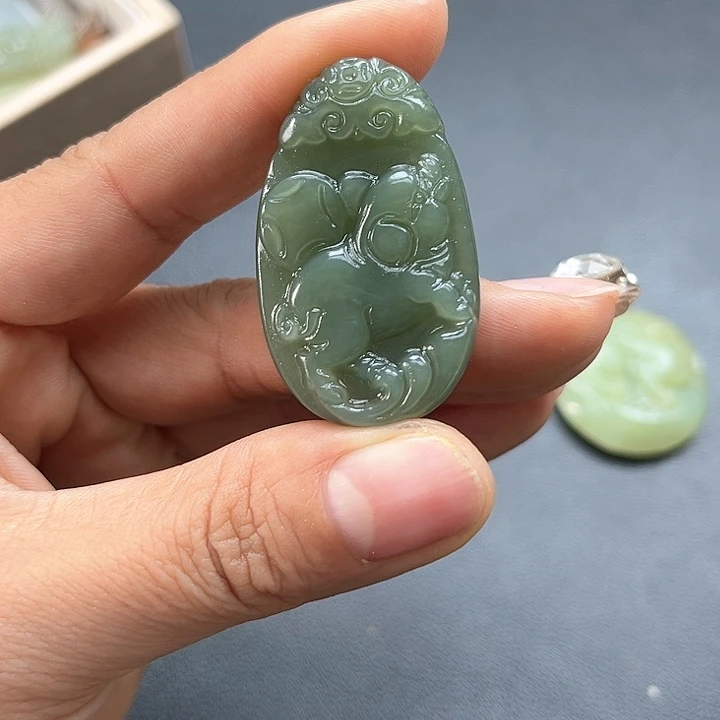 【闪购商品】颈饰未镶嵌和田玉