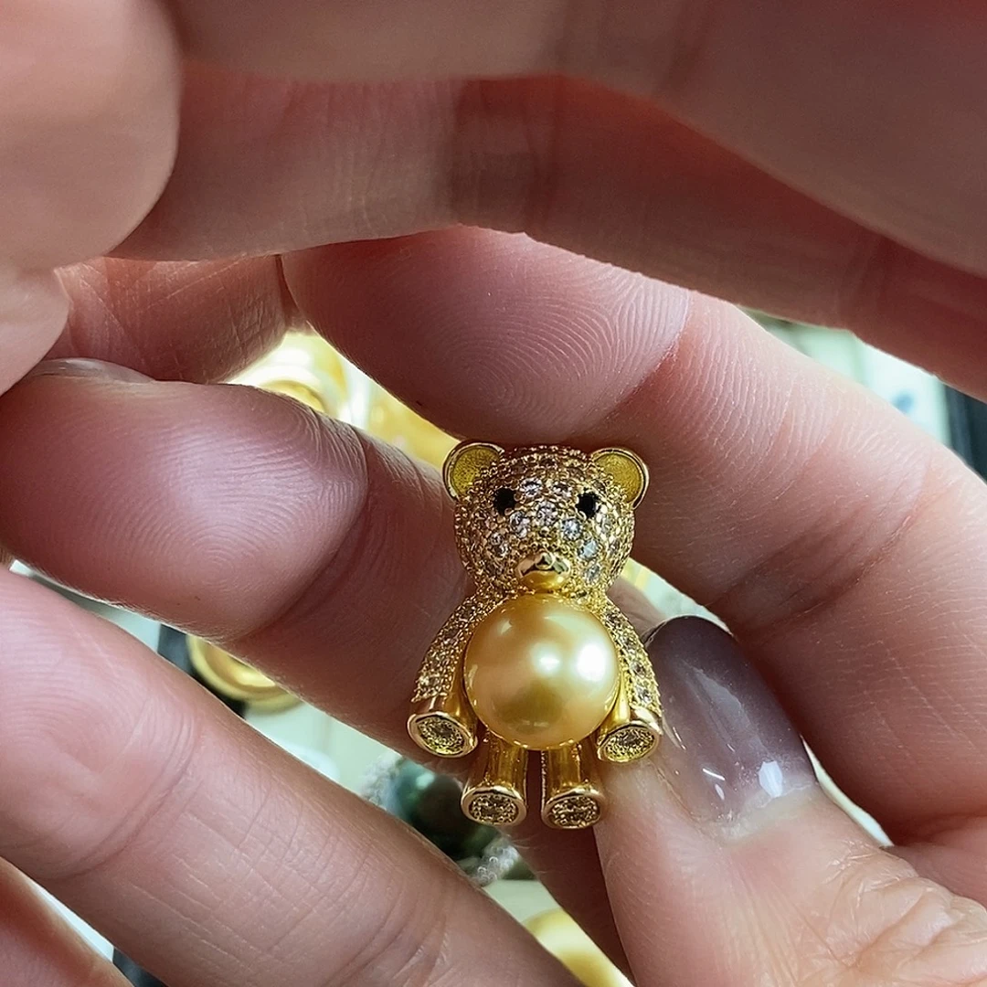 合金胸针海水珍珠